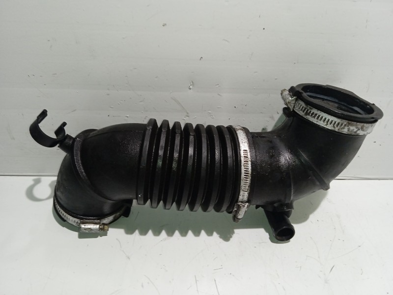 Recambio de tubo admision para volvo v40 familiar 1.6 referencia OEM IAM 30620802  