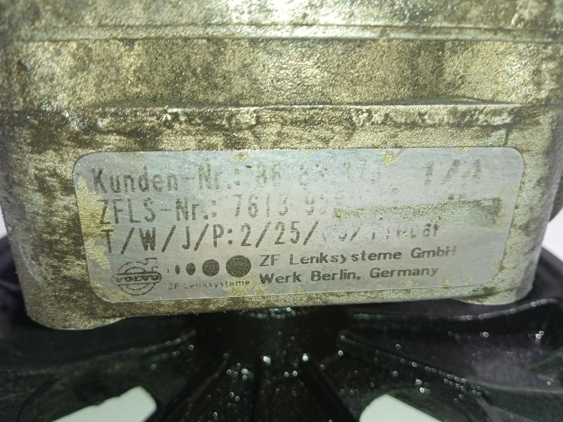 Recambio de bomba direccion para volvo v40 familiar 1.6 referencia OEM IAM 7613955  