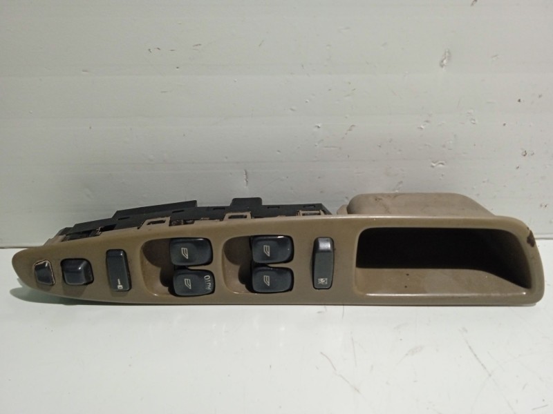 Recambio de mando elevalunas delantero izquierdo para volvo v40 familiar 1.6 referencia OEM IAM 30638695  