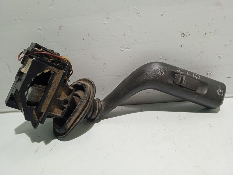 Recambio de mando limpia para volvo v40 familiar 1.6 referencia OEM IAM 30621307  