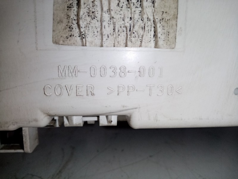 Recambio de cuadro instrumentos para mitsubishi colt berlina 3 (cz) 1.3 cat referencia OEM IAM MM0038001  