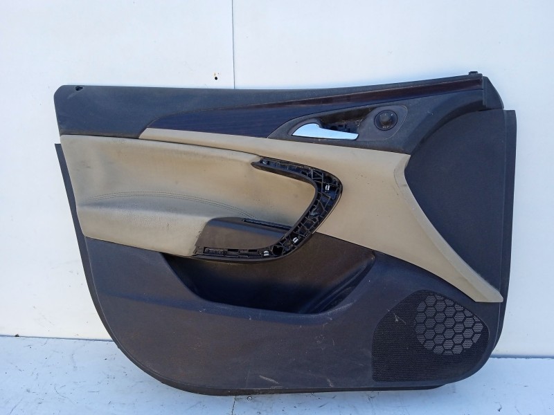 Recambio de guarnecido puerta delantera izquierda para opel insignia berlina cosmo referencia OEM IAM 13327651  