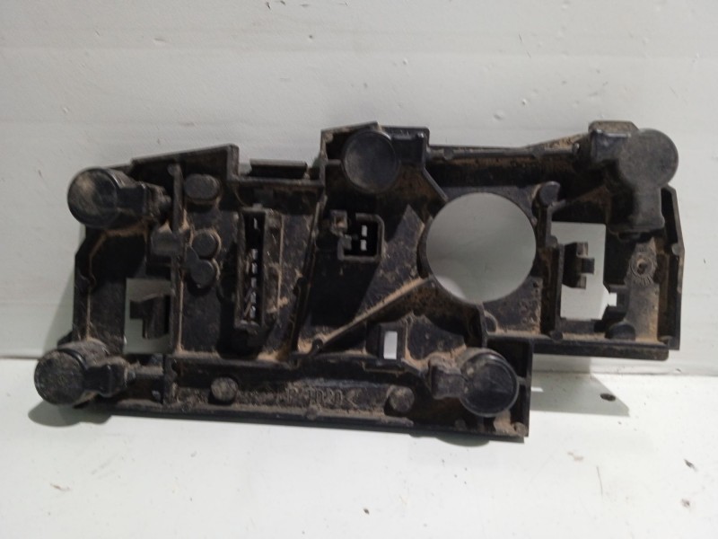 Recambio de portalamparas para peugeot 306 berlina 3/4/5 puertas (s2) referencia OEM IAM   