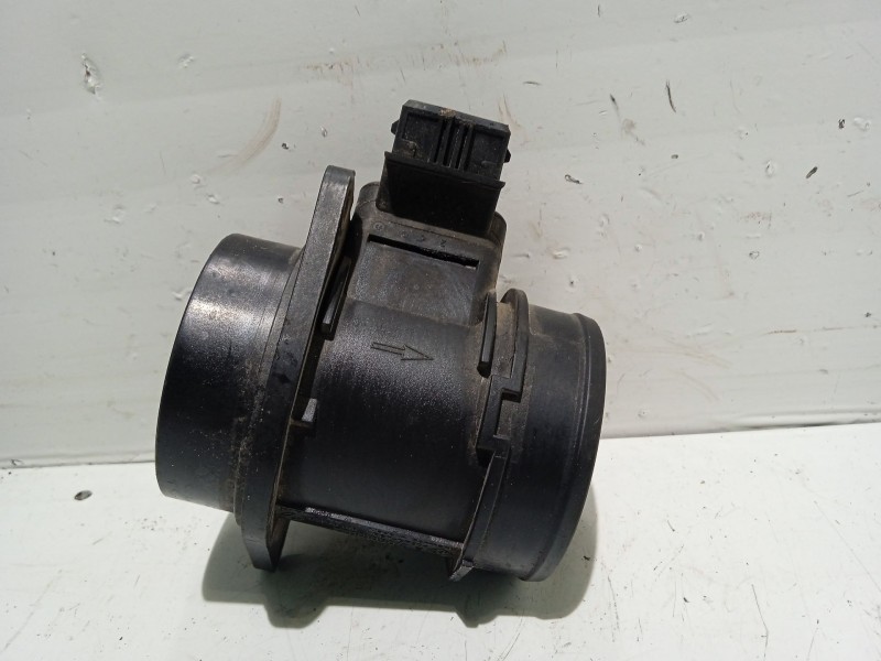 Recambio de caudalimetro para volvo v40 familiar 1.9 diesel referencia OEM IAM 7700105010B 5WK9615 