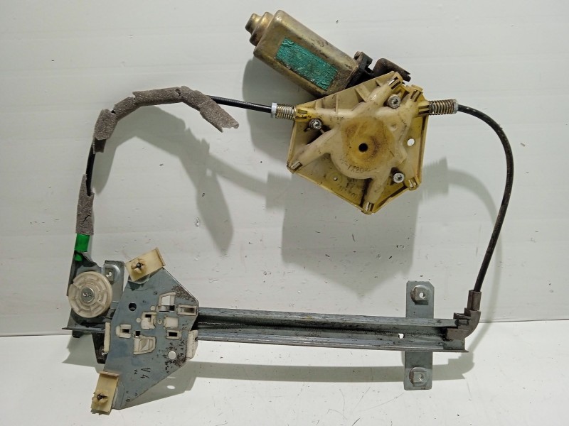 Recambio de elevalunas trasero derecho para volvo v40 familiar 1.9 diesel referencia OEM IAM 113136101  