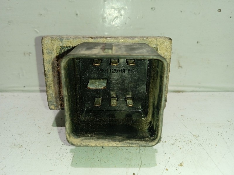 Recambio de caja precalentamiento para renault kangoo 1.5 dci diesel referencia OEM IAM 9640469680A  