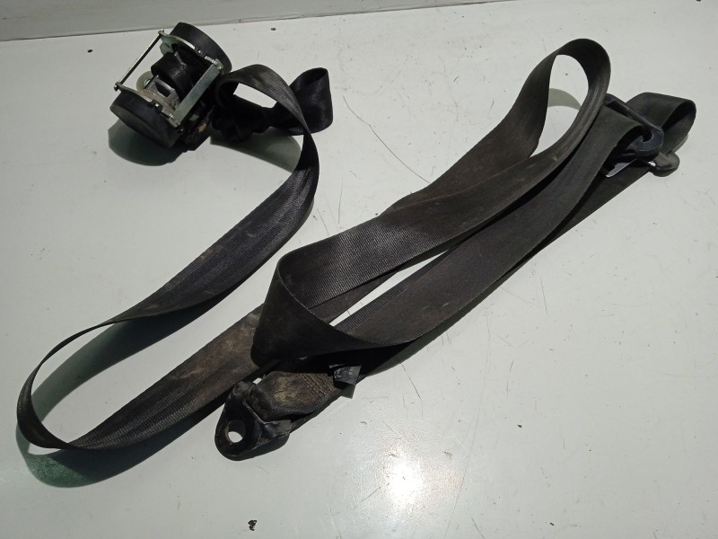 Recambio de cinturon seguridad delantero derecho para renault kangoo 1.5 dci diesel referencia OEM IAM A822032042  