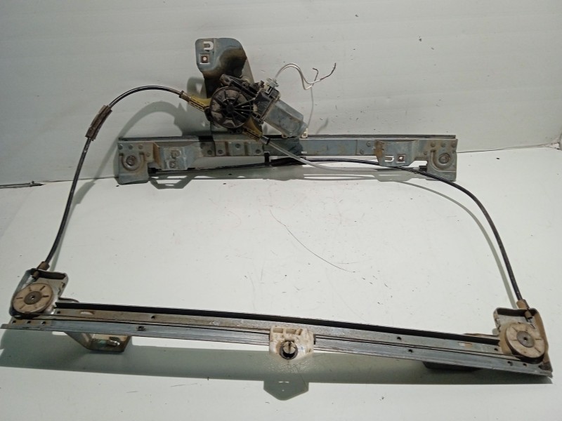 Recambio de elevalunas delantero derecho para renault kangoo 1.5 dci diesel referencia OEM IAM 402086A  