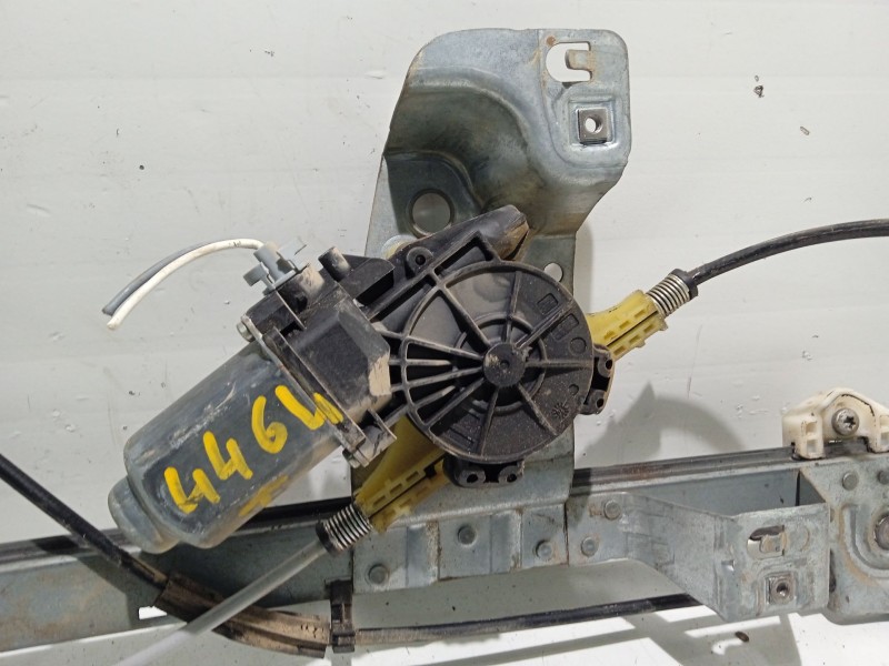 Recambio de elevalunas delantero izquierdo para renault kangoo 1.5 dci diesel referencia OEM IAM 402087A  