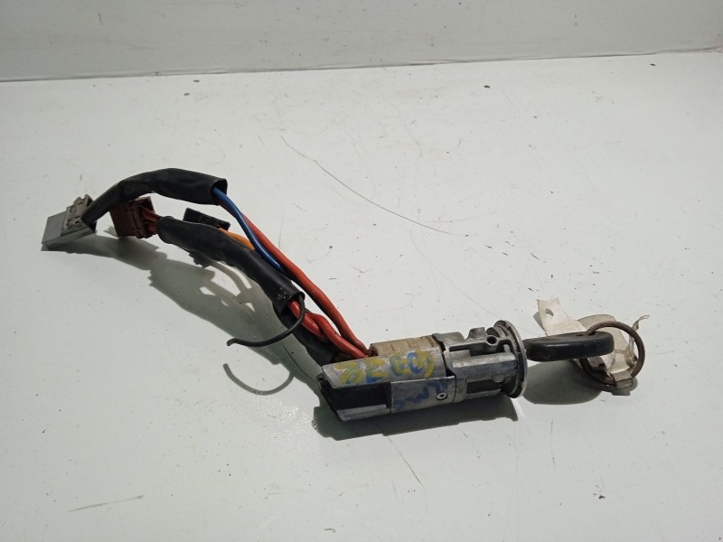 Recambio de conmutador de arranque para citroën saxo referencia OEM IAM 962850798B  