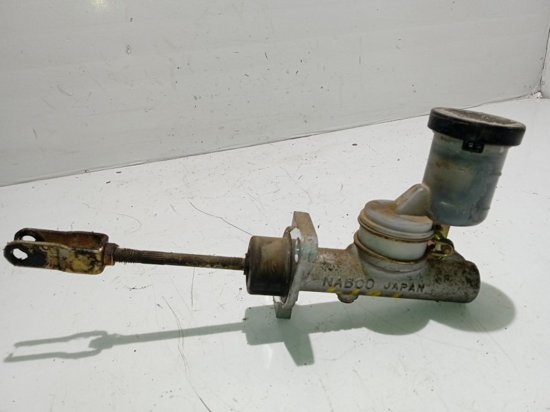 Recambio de bomba freno para nissan serena (c23m) 2.3 diesel referencia OEM IAM 460107C325  