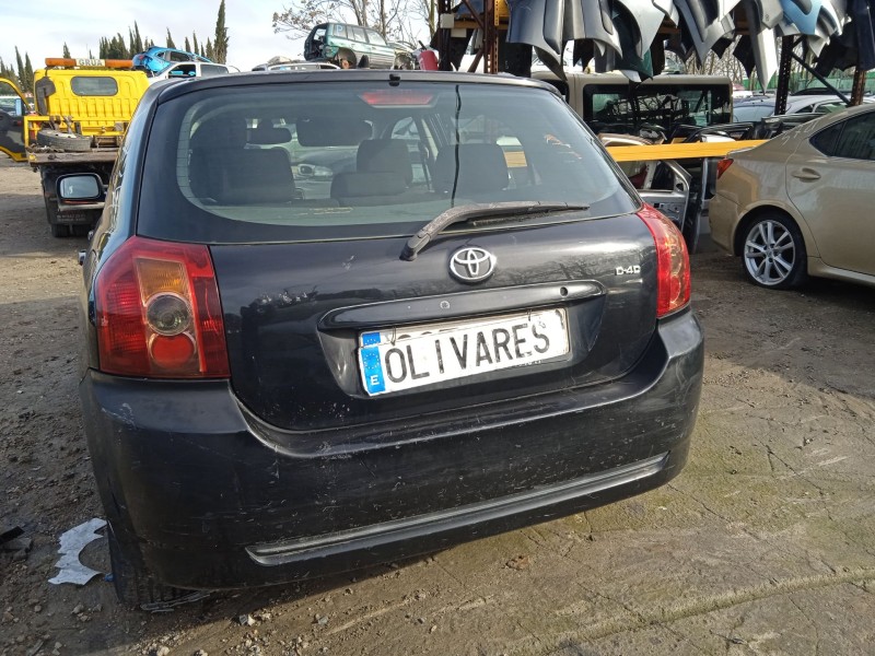 toyota corolla (_e12_) del año 2005