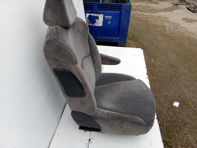Recambio de asiento delantero derecho para citroën c8 2.0 hdi fap cat referencia OEM IAM   