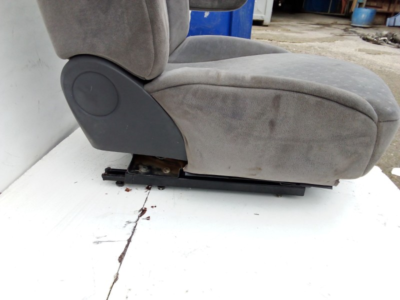 Recambio de asiento delantero derecho para citroën c8 2.0 hdi fap cat referencia OEM IAM   