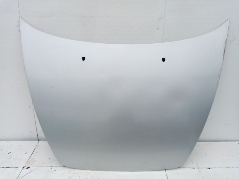 Recambio de capot para volvo v50 familiar referencia OEM IAM 31371415  