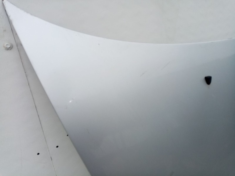 Recambio de capot para volvo v50 familiar referencia OEM IAM 31371415  