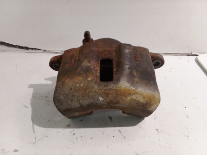 Recambio de pinza freno delantera derecha para nissan patrol gr (y60) referencia OEM IAM T434  