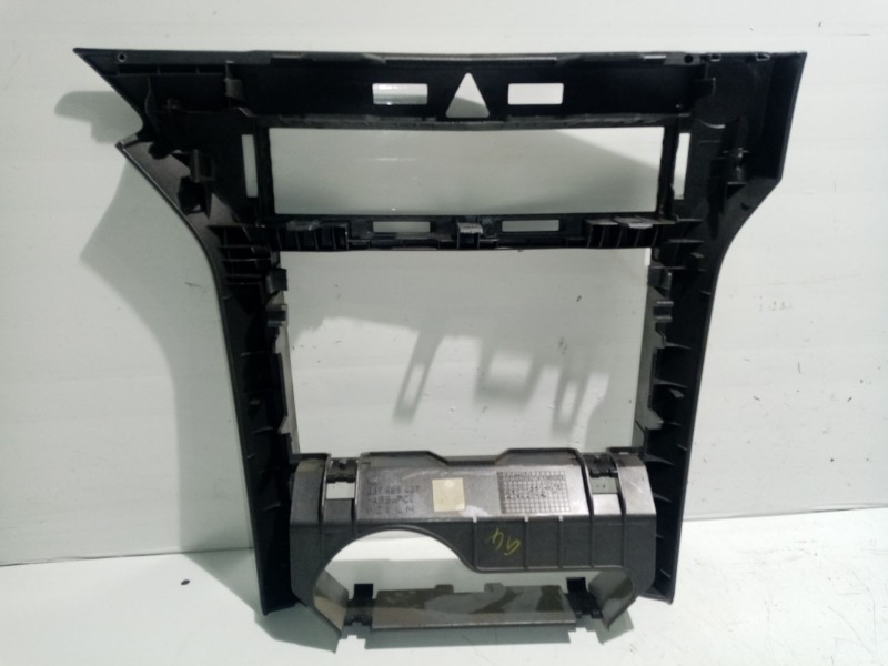 Recambio de moldura para opel astra h (a04) 1.7 cdti (l48) referencia OEM IAM 331985437  