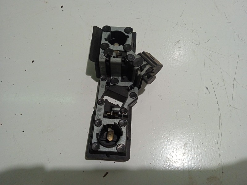 Recambio de portalamparas para nissan primera (p11) 2.0 16v referencia OEM IAM   