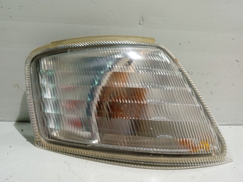 Recambio de piloto delantero derecho para nissan primera (p11) 2.0 16v referencia OEM IAM 261342F000  