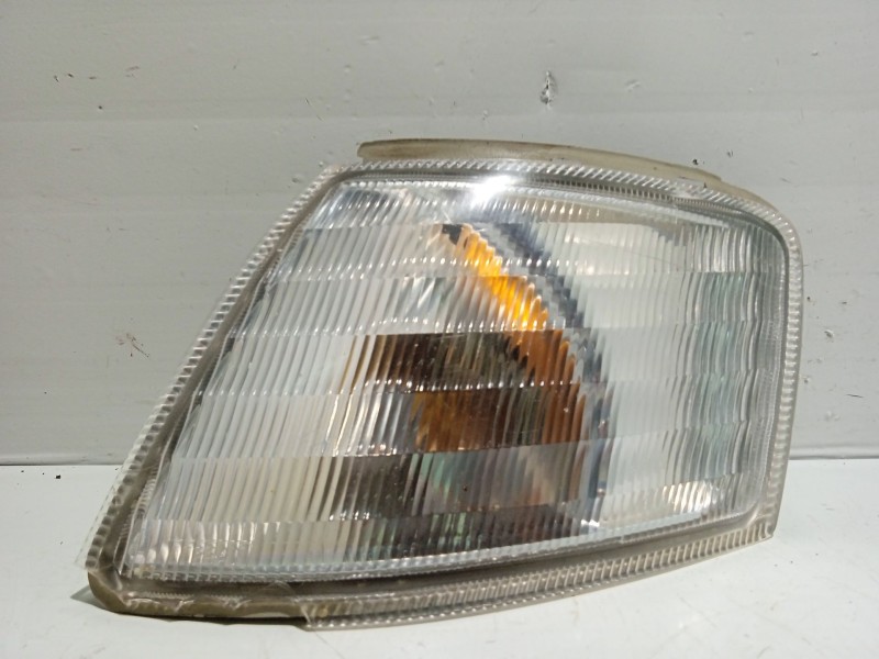 Recambio de piloto delantero izquierdo para nissan primera (p11) 2.0 16v referencia OEM IAM 261352F000  