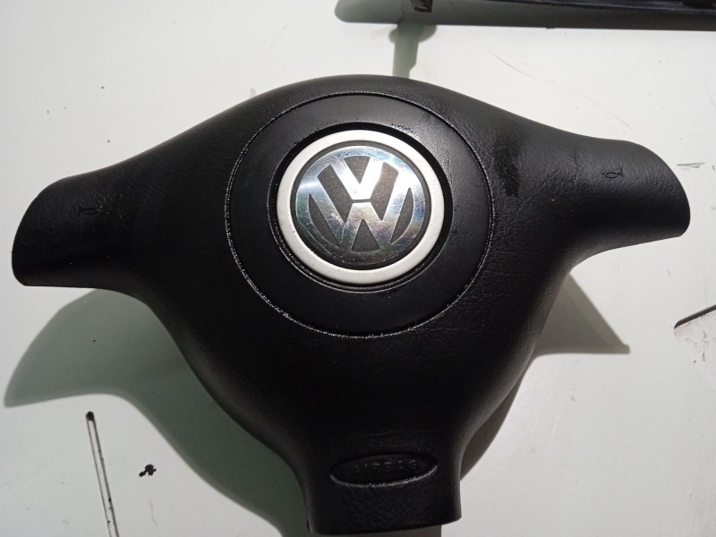 Recambio de airbag delantero izquierdo para volkswagen golf iv (1j1) 1.9 tdi referencia OEM IAM 3B0880201  