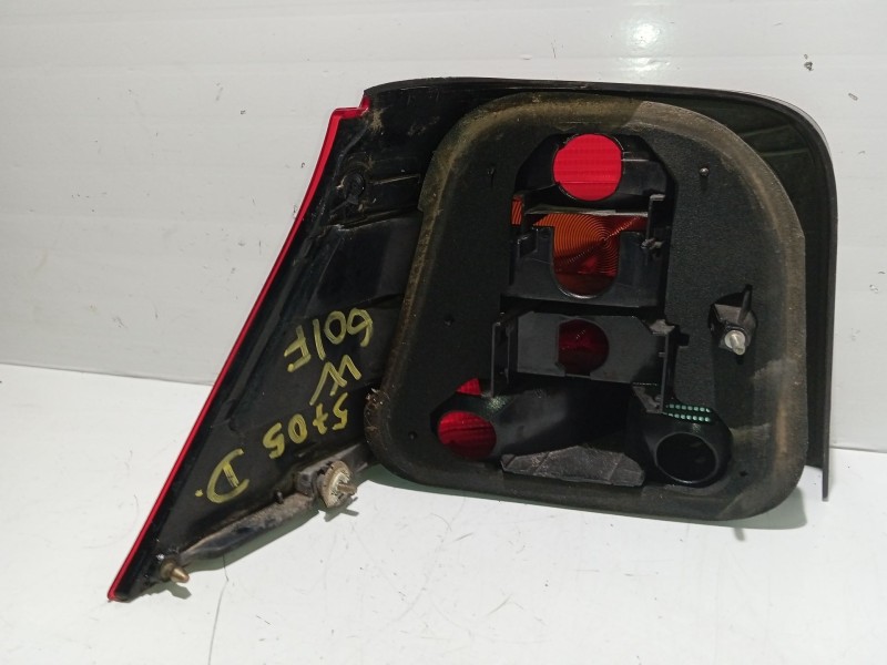 Recambio de piloto trasero derecho para volkswagen golf iv (1j1) 1.9 tdi referencia OEM IAM 1J6945096R   Recambio de piloto trasero derecho para volkswagen golf iv (1j1) 1.9 tdi referencia OEM IAM 1J6945096R