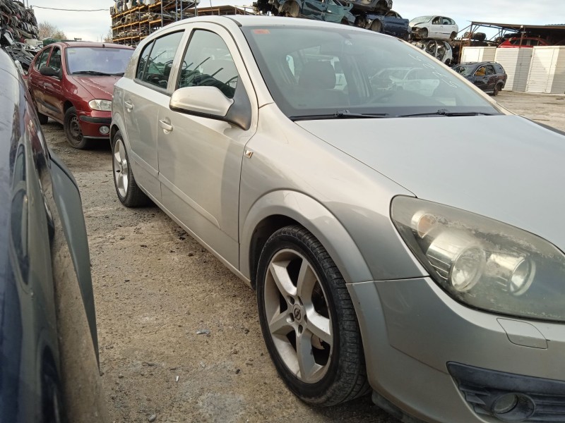 opel astra h (a04) del año 2006