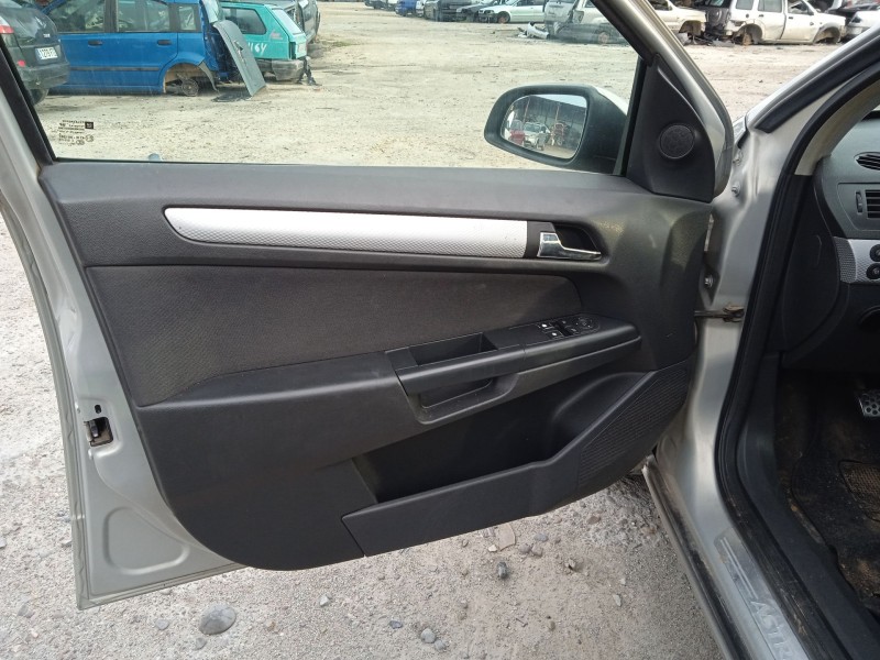 opel astra h (a04) del año 2006