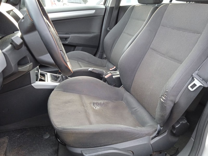 opel astra h (a04) del año 2006