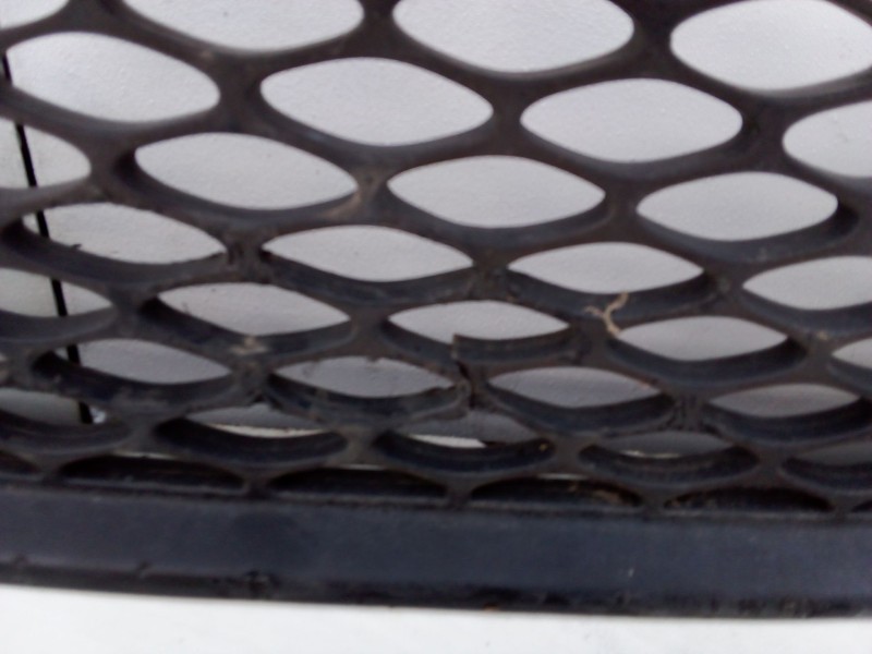 Recambio de rejilla delantera para kia picanto referencia OEM IAM   