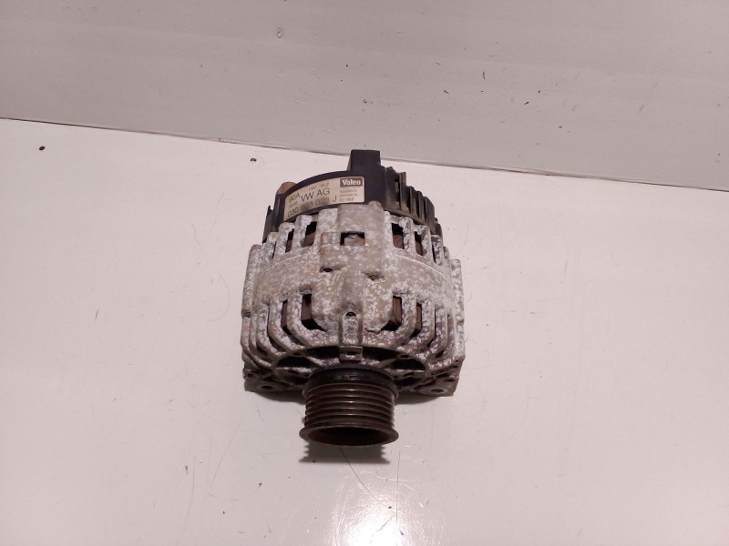 Recambio de alternador para volkswagen golf iv berlina (1j1) referencia OEM IAM 030903023j  
