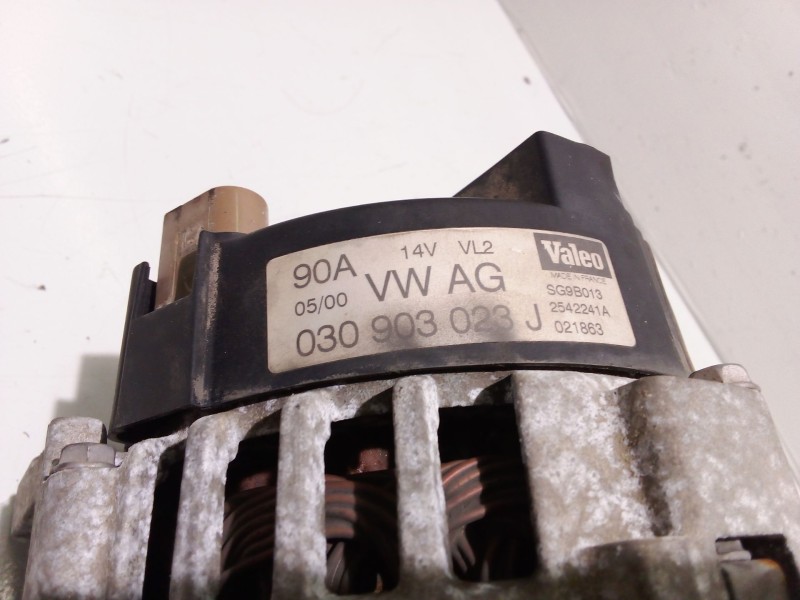 Recambio de alternador para volkswagen golf iv berlina (1j1) referencia OEM IAM 030903023j  