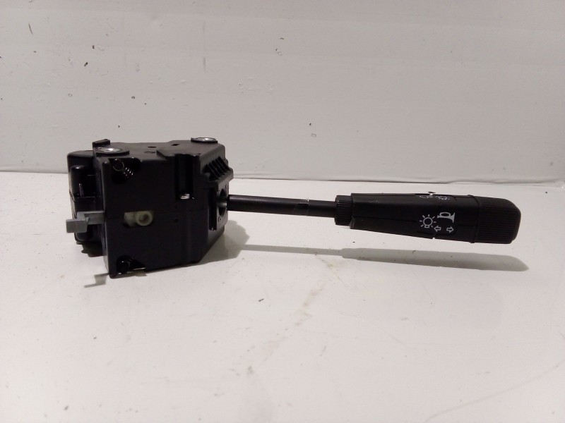 Recambio de mando luces para renault r9 referencia OEM IAM   