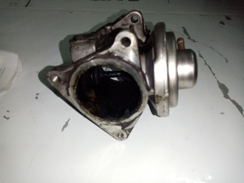 Recambio de valvula egr para seat altea xl (5p5, 5p8) 1.9 tdi referencia OEM IAM 038131501AN  