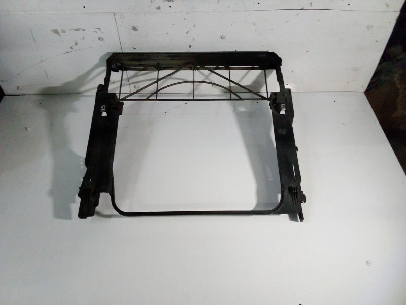Recambio de soporte para bmw x5 (e53) 3.0 d referencia OEM IAM 17101439105  