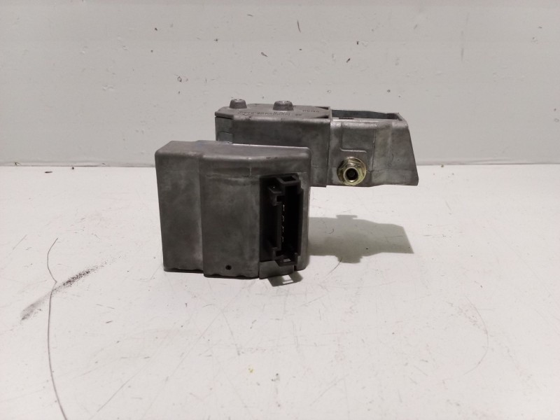 Recambio de antirrobo para mercedes-benz clase c (w203) berlina referencia OEM IAM 7013560090401101  