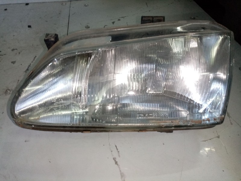 Recambio de faro izquierdo para renault megane i fase 2 berlina (ba0) referencia OEM IAM 203692B  