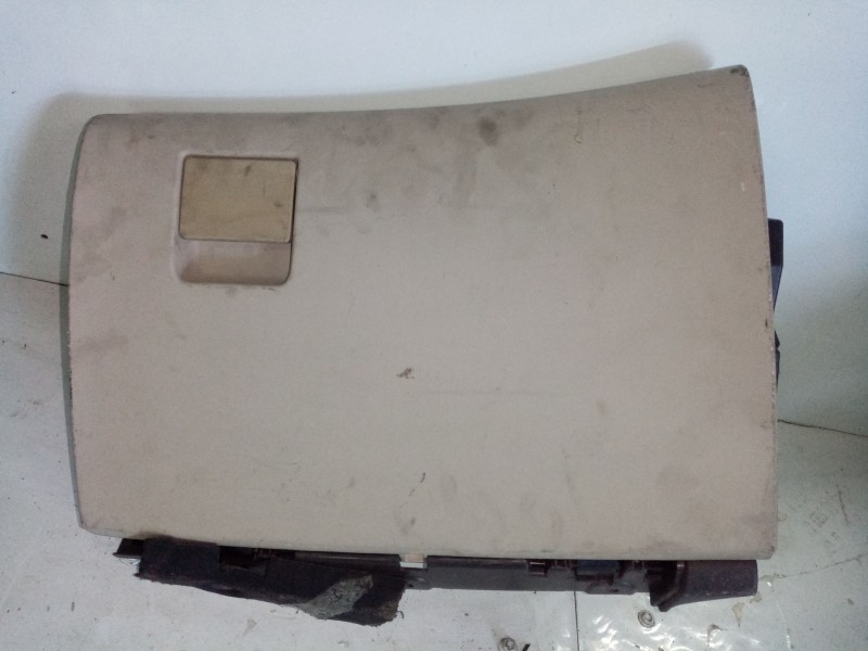 Recambio de guantera para opel insignia berlina cosmo referencia OEM IAM 1014668  