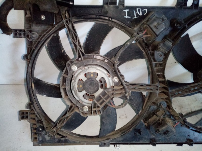 Recambio de electroventilador para opel insignia berlina cosmo referencia OEM IAM 13223018 13300194 