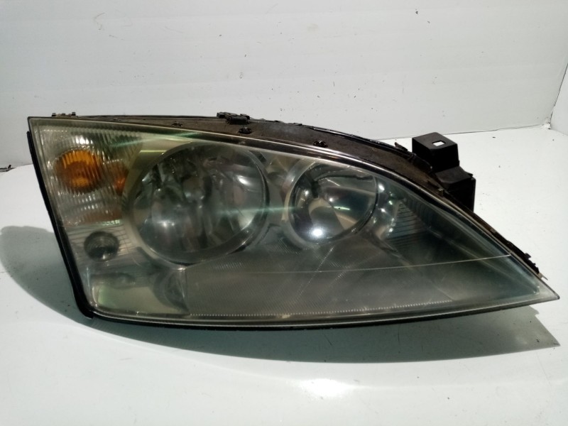 Recambio de faro derecho para ford mondeo berlina (ge) trend referencia OEM IAM 1435619  