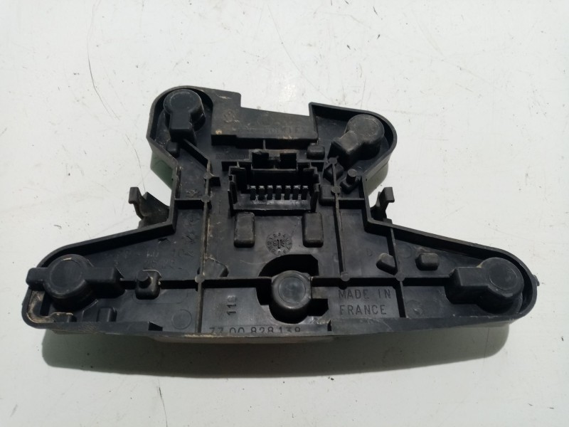 Recambio de portalamparas para renault megane i fase 2 berlina (ba0) referencia OEM IAM   