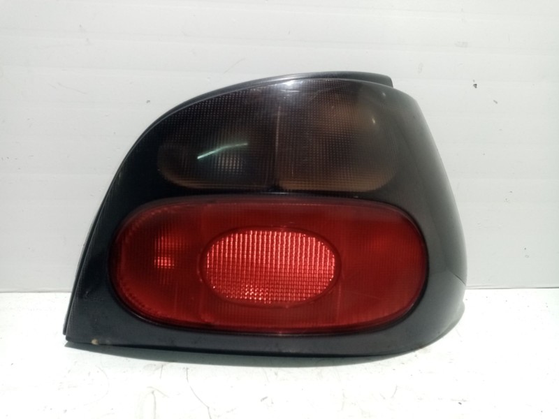 Recambio de piloto trasero derecho para renault megane i fase 2 berlina (ba0) referencia OEM IAM 7701040646  