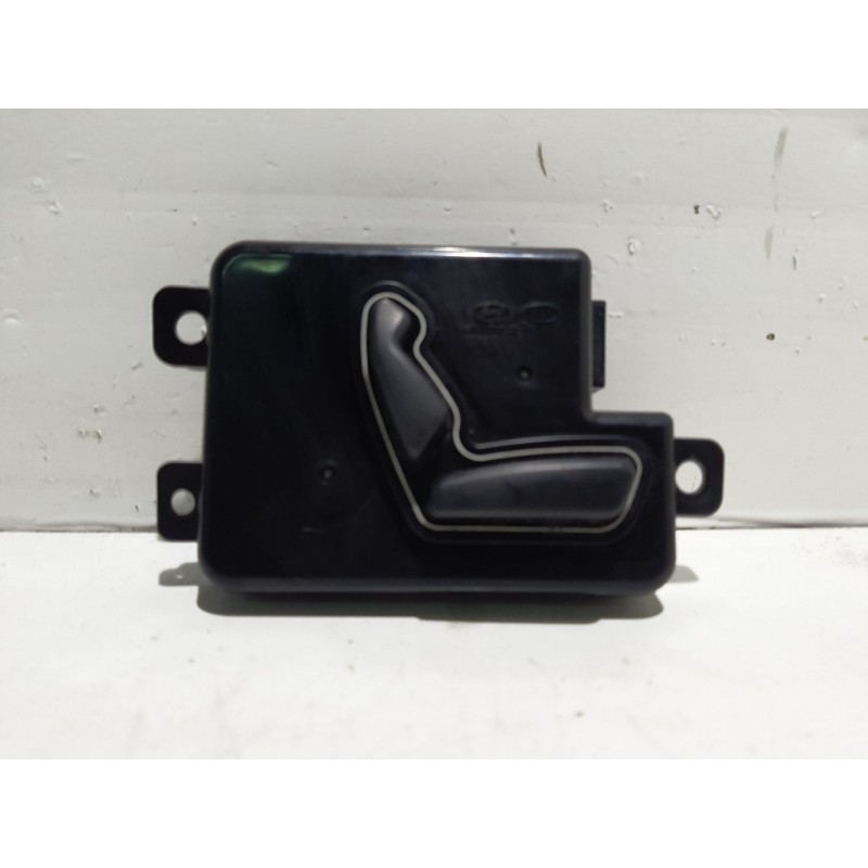 Recambio de mando regulacion asiento para kia carnival referencia OEM IAM 88990-4D000 889904D000 