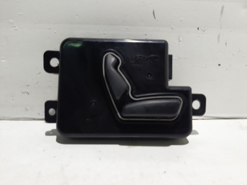 Recambio de mando regulacion asiento para kia carnival referencia OEM IAM 88990-4D000 889904D000 