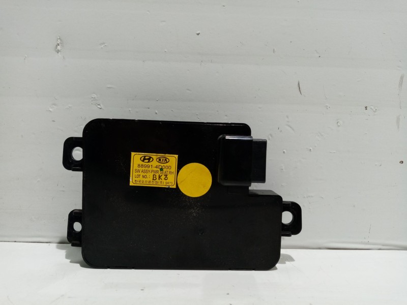 Recambio de mando regulacion asiento para kia carnival referencia OEM IAM 88991-4D000 889914D000 