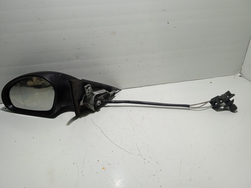 Recambio de retrovisor izquierdo para seat ibiza (6k1) 1.9 tdi referencia OEM IAM 6L1857507AD9B9  