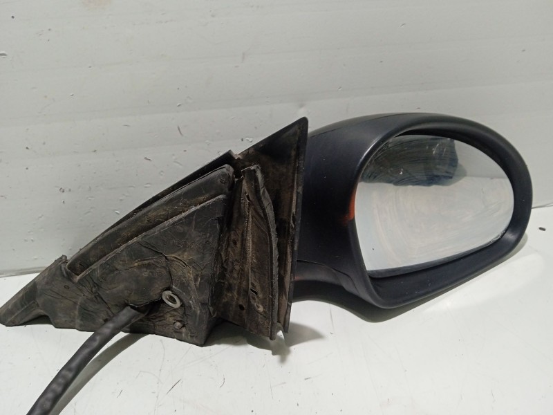 Recambio de retrovisor derecho para seat ibiza (6k1) 1.9 tdi referencia OEM IAM 6L1857507S9B9  