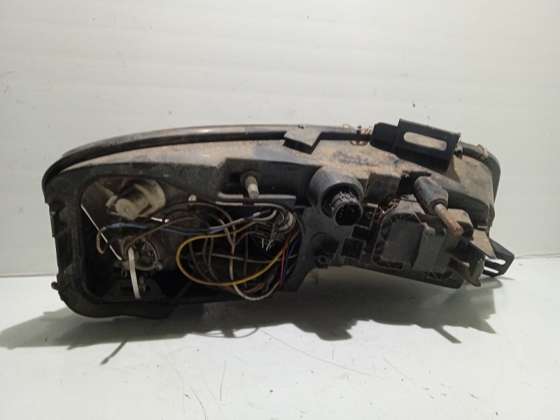 Recambio de faro izquierdo para fiat stilo (192) 1.9 jtd cat referencia OEM IAM 46758847  