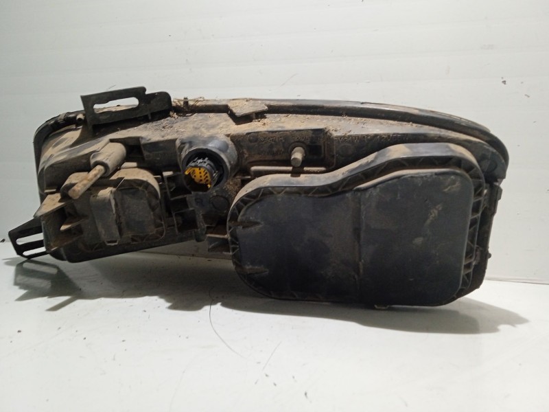 Recambio de faro derecho para fiat stilo (192) 1.9 jtd cat referencia OEM IAM 46758809  